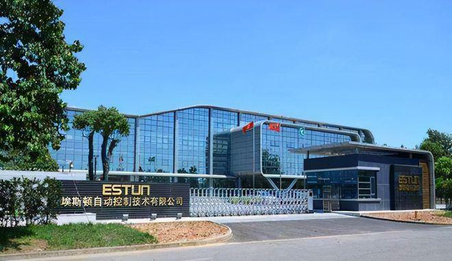 成全球最大機(jī)器人市場,"中國制造"正欲后來居上